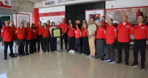 İzmir'de Karabağlar Belediye Başkanı Helil Kınay, Eskişehir’deki orman yangınında hayatını