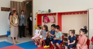 Gaziantep Büyükşehir Belediye Başkanı Fatma Şahin, yaz okullarından faydalanan çocukları