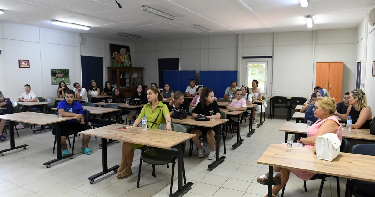 Bosnalı öğrenciler Bursa Osmangazi’de hayvan sevgisiyle buluştu