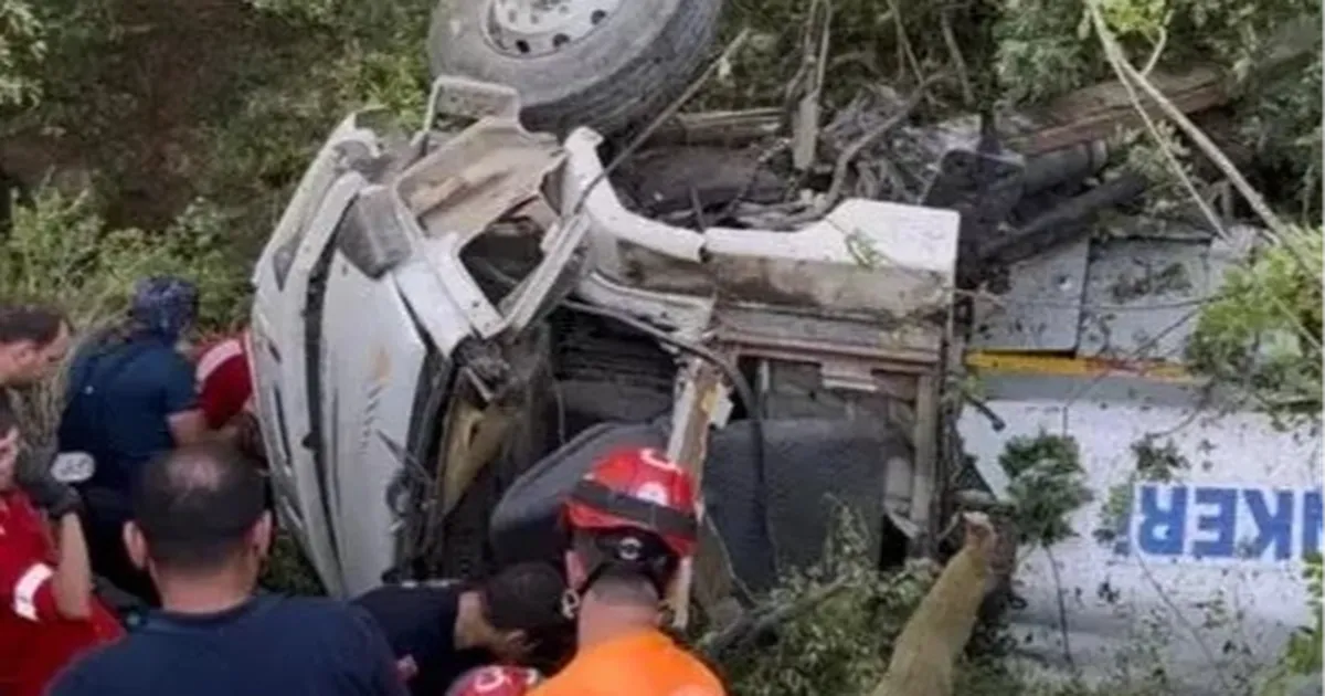 Bursa Kestel’de yangına su taşıyan tanker devrildi: 3 ölü