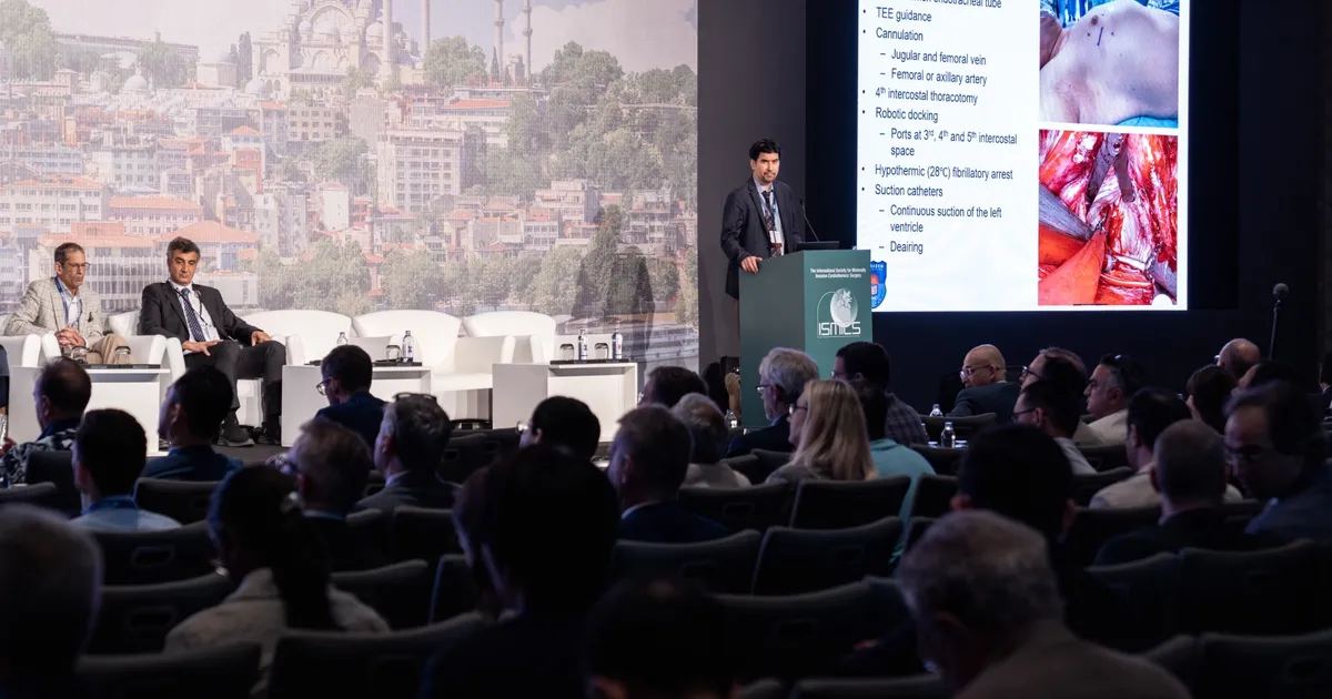 İstanbul’da kalp cerrahisinde dev buluşma