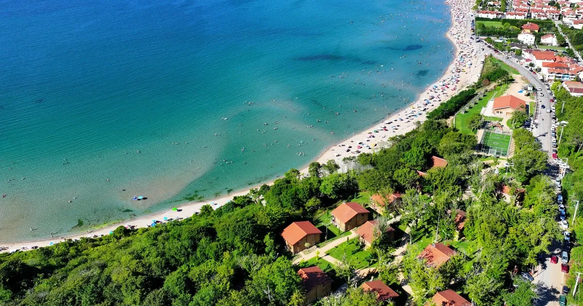 Kocaeli’de başarılı öğrencilere doğayla iç içe yaz tatili hediyesi