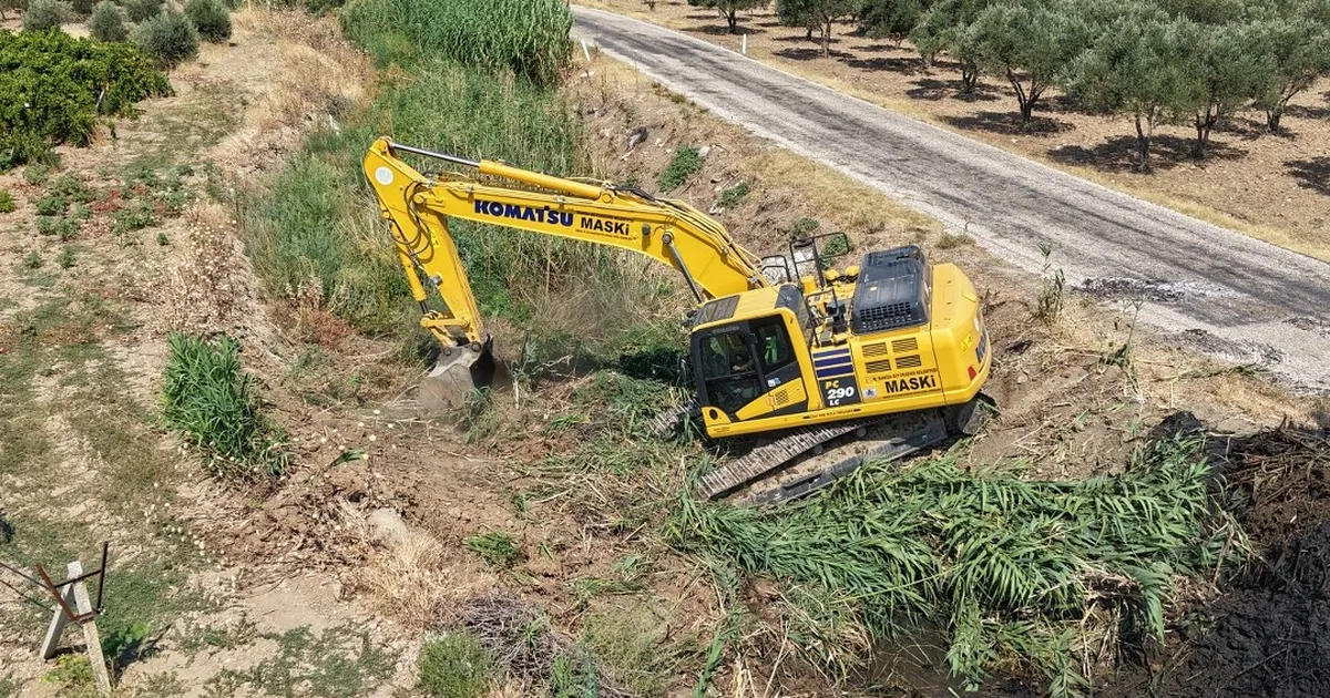Manisa Gümülceli’de olası taşkınlara karşı temizlik