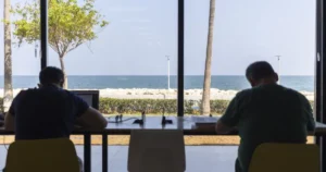 Mersin Büyükşehir Belediyesi, eğitime verdiği desteği yaz döneminde de sürdürüyor.