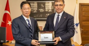 İzmir Büyükşehir Belediye Başkanı Dr. Cemil Tugay, Çin’in Sichuan Eyalet