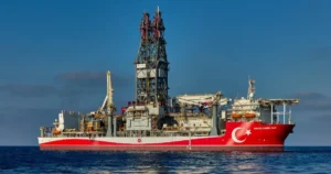 Türkiye'nin denizlerde hidrokarbon arama çalışmalarını hızlandırmak amacıyla enerji filosuna kattığı