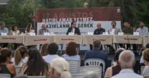 Bornova Belediyesi, 17 Ağustos Marmara Depremi’nin yıldönümünde Büyükpark’ta AFAD, meslek