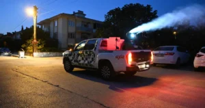 Bursa Büyükşehir Belediyesi, haşere ve sinekle çaba çalışmalarını 17 ilçede