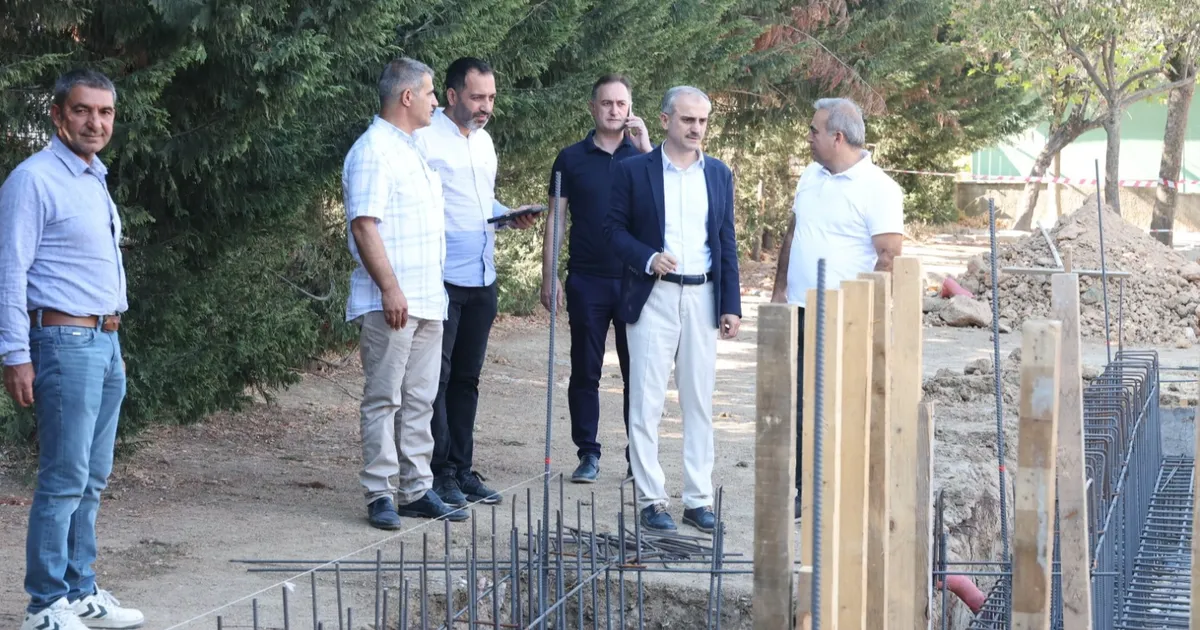 Çiftçi, e-sınav merkezi ve santral binası inşaatlarını inceledi