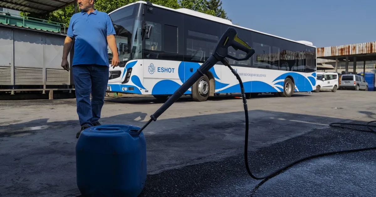 ESHOT’tan bin 100 hanenin kullandığı kadar su tasarrufu