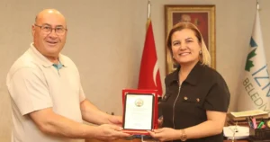 İzmit Belediye Başkanı Fatma Kaplan Hürriyet’e, Gebze Kars-Ardahan-Iğdır Derneği tarafından