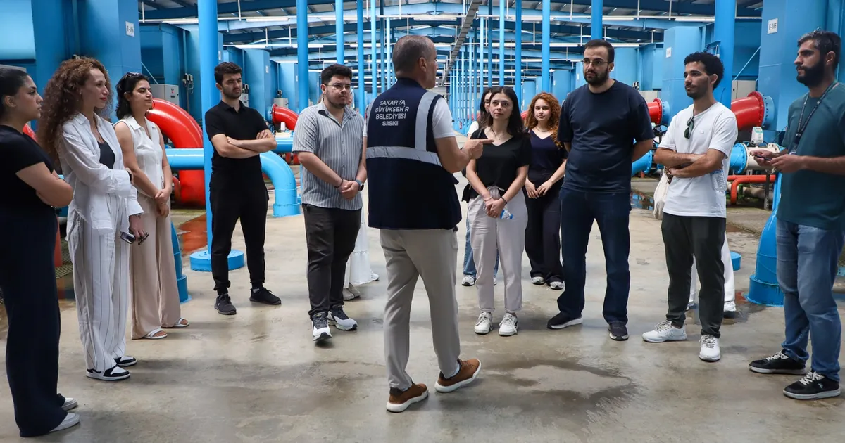 Geleceğin doktorlarından Sakarya’nın su kalitesine yerinde gözlem