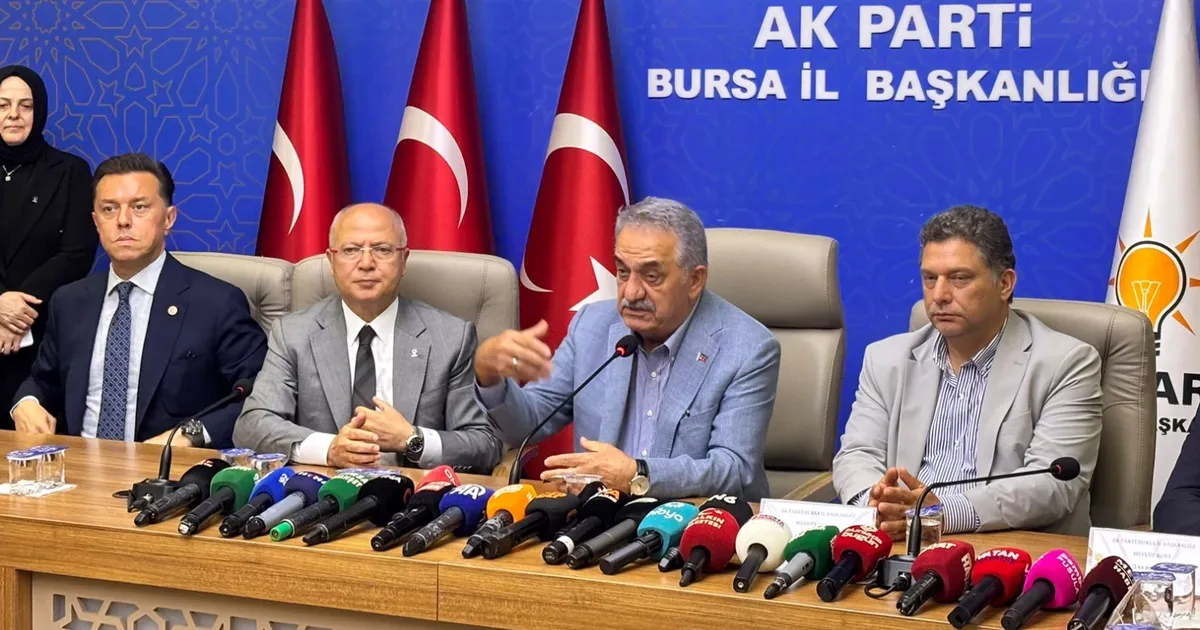 AK Parti Genel Lider Yardımcısı Hayati Yazıcı, teşkilatının Bursa Vilayet