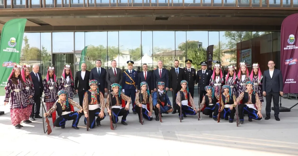 İnegöl’de Zafer Bayramı coşkusu