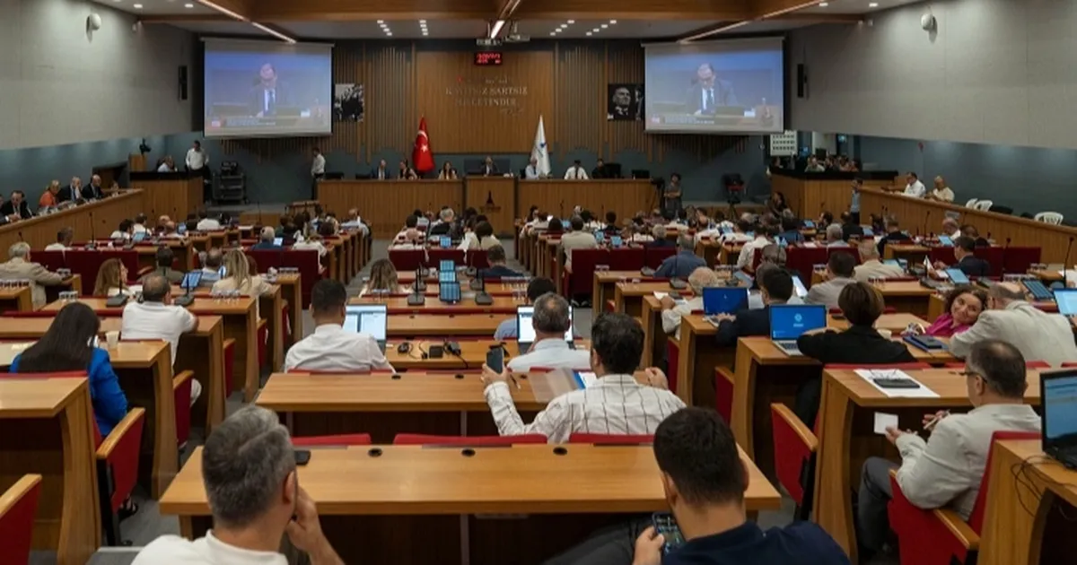 İZBAN’da yeni düzenleme Meclis’te kabul edildi