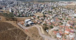 İzmir Çiğli Belediyesi, mahallelerde yol, paklık ve parke taşı döşeme