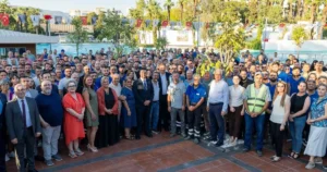 İzmir Büyükşehir Belediyesi, Kültürpark’ın simge yapılarından Göl Gazinosu’nu aslına uygun