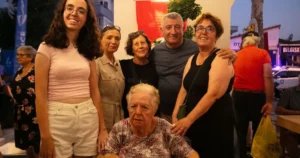 İzmir Güzelbahçe halkının uzun süredir beklediği, Güzbel kahve yenilenen yüzüyle,