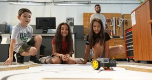 İzmir Büyükşehir Belediyesi FabrikaLab İzmir ile Diyez Robotics iş birliğinde