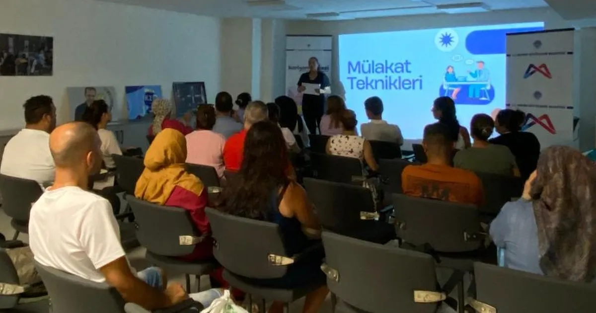 Kariyer Merkezi İş Gücü Piyasası’na yönelik hizmetler sunuyor