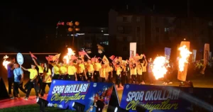 Konya Büyükşehir Belediyesi’nin 28 ilçede yürüttüğü Yaz Spor Okulları’na katılan
