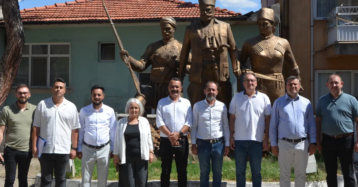 Manisa Büyükşehir Komisyon Üyeleri Demirci’yi gezdi