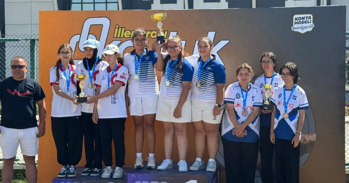 Konya’da düzenlenen vilayetler ortası okçuluk karşılaşmalarında Muğla Büyükşehir Belediyesi Spor