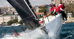Türkiye’nin en büyük yelken şenliği 13. TAYK–Eker Olympos Regatta, İstanbul’un