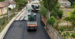 Sakarya Büyükşehir Belediyesi, kent genelinde sürdürdüğü asfalt mesaisi kapsamında Serdivan