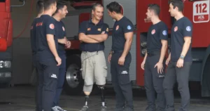 İzmir Büyükşehir Belediyesi İtfaiye Dairesi Başkanlığı bünyesinde vazifeli Mümtaz Zarplı,