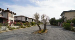 Balıkesir Edremit Belediyesi, kent genelinde vatandaşlara daha konforlu ulaşım sağlamak