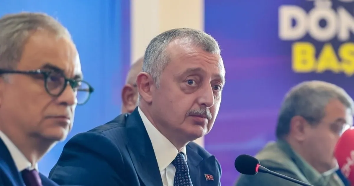 Kocaeli Büyükşehir Belediye Başkanı Doç.Dr.Tahir Büyükakın, Gölcük ve Karamürsel’de kentsel