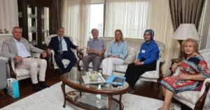 Bursa'da Nilüfer Belediyesi yetkilileri, “Gaziler Haftası” hasebiyle vatan savunmasındaki kahramanları