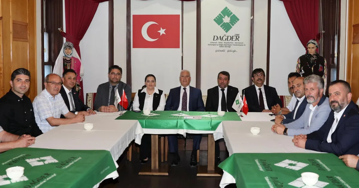 Bursa’da Başkan Bozbey’den gençlere güvence