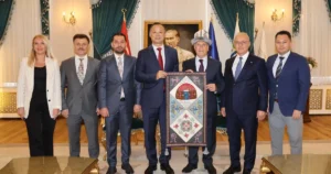 Kırgız Cumhuriyeti Ankara Büyükelçisi Ruslan Kazakbaev’in Lider Mustafa Bozbey’e yaptığı