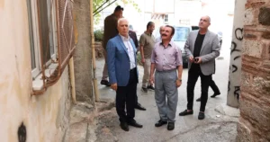 Bursa Büyükşehir Belediye Başkanı Mustafa Bozbey, kentin eski yerleşim yerlerinde
