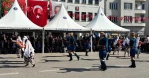 Bursa'nın 11 Eylül 1922’de işgalden kurtuluşunun 103. yıl dönümünü kortej