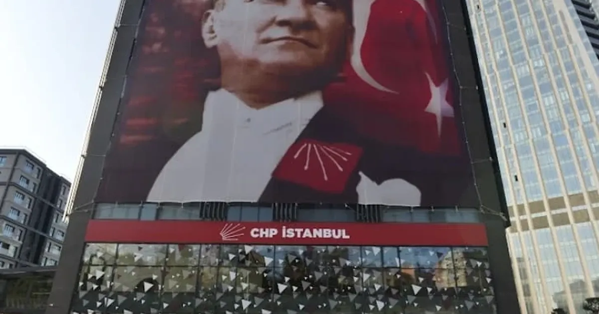 CHP İstanbul Kongresi’ne mahkemeden tedbir kararı! CHP İstanbul kayyuma devredildi!