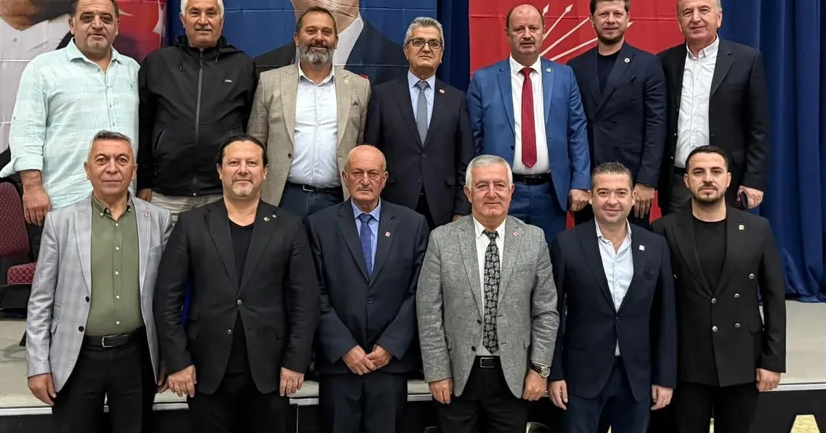 CHP Pazaryeri’nde Metin Polat yeniden başkan seçildi