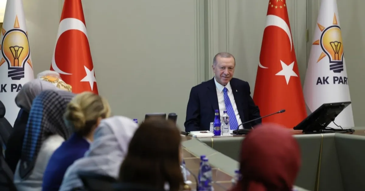 Cumhurbaşkanı Erdoğan, AK Partili kadın belediye başkanlarıyla buluştu