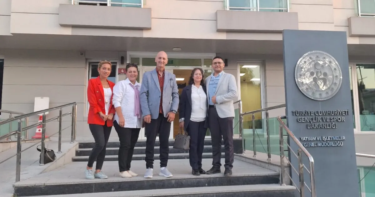 Gençleşen Türküler’den Ankara çıkarması