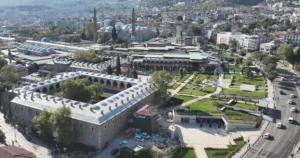 Bursa Büyükşehir Belediyesi tarafından Tarihi Çarşı ve Hanlar bölgesinde hizmete