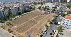 İzmir Bornova Belediyesi’nin bayan odaklı ziraî üretim projesi “Kent Bostanları”,