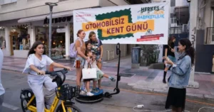 İzmir Büyükşehir Belediyesi tarafından Avrupa Hareketlilik Haftası kapsamında düzenlenen etkinlikler