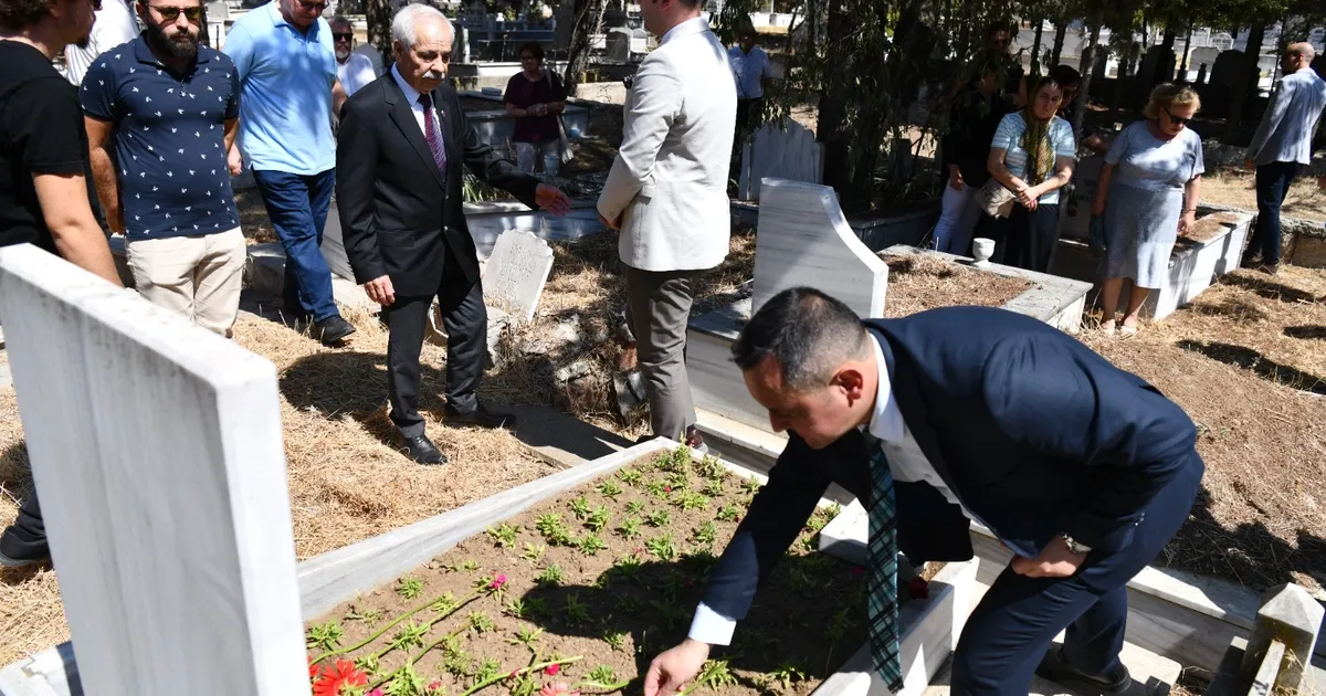 Keşan’da merhum yerel yöneticiler mezarları başında anıldı