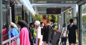 Kocaeli Büyükşehir Belediyesi, kent içi ulaşımda konforu ve verimliliği artırmak