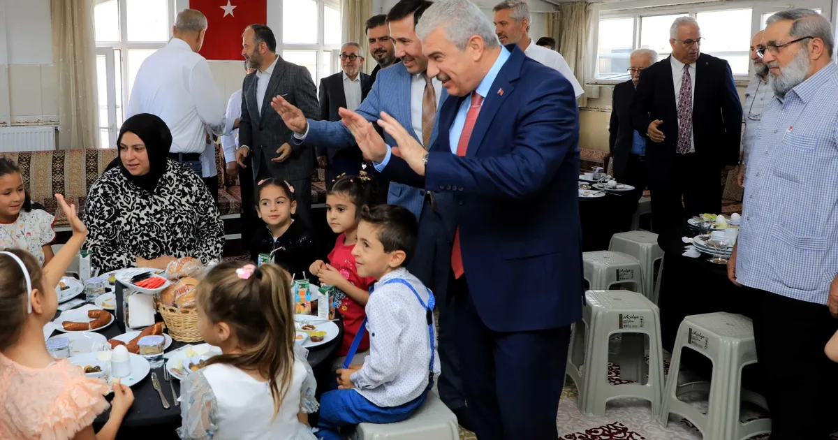 Konya Valisi İbrahim Akın, Karatay Kaymakamı Cengiz Ayhan ve Karatay