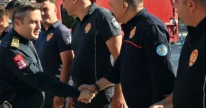 Manisa Büyükşehir Belediyesi İtfaiye Daire Başkanlığı tarafından Cumhuriyet Meydanı’nda düzenlenen