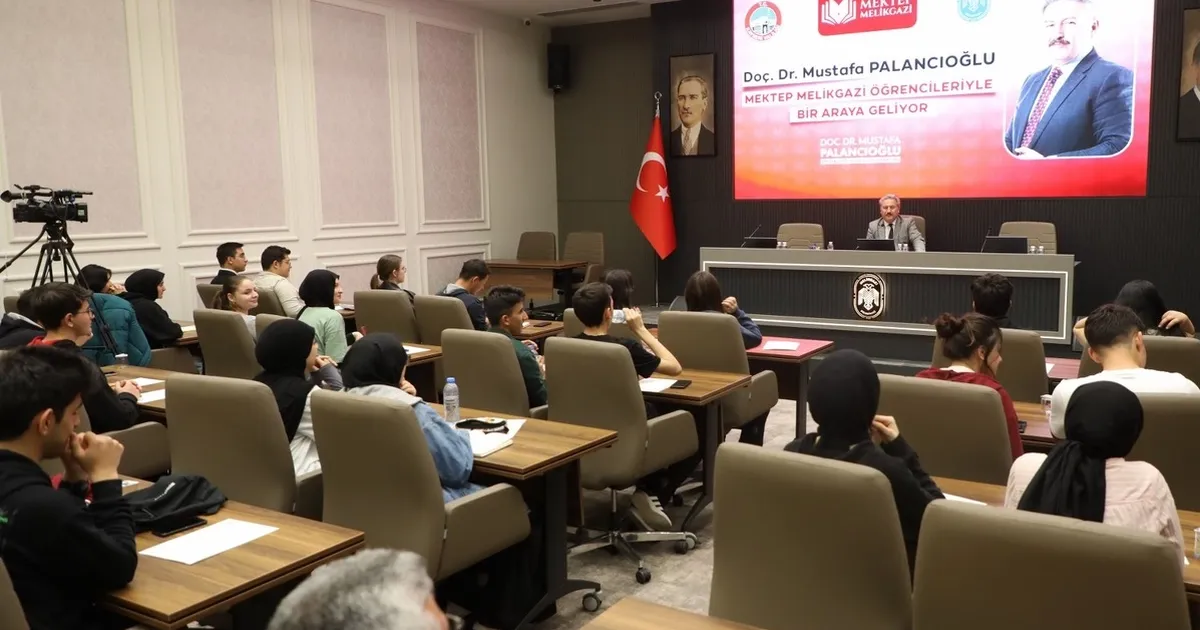 Mektep Melikgazi Sosyal Bilimler Okulu’na başvurular başladı
