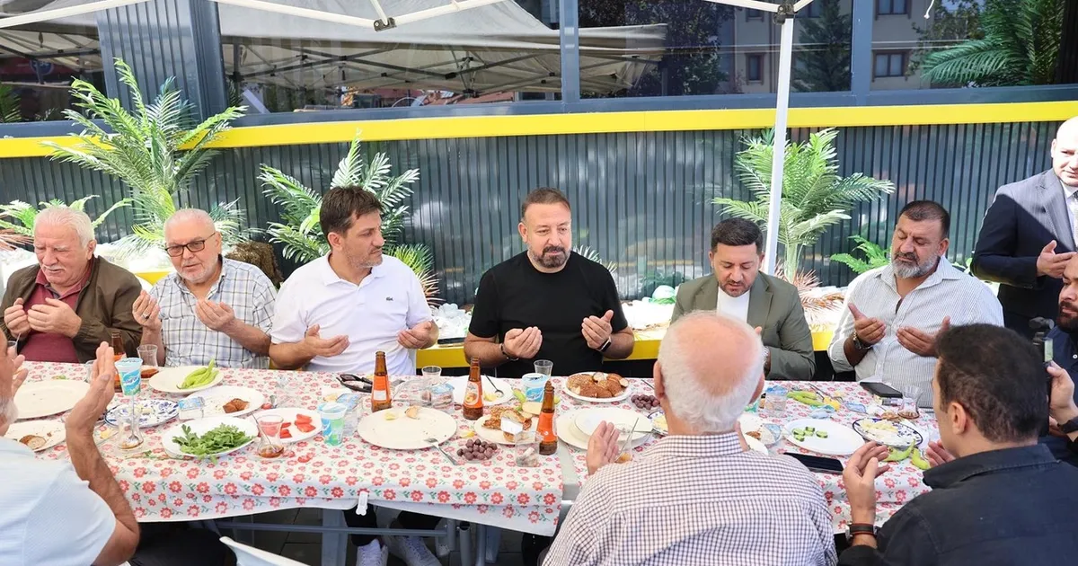 Rasim Arı’dan esnaf ziyaretleri